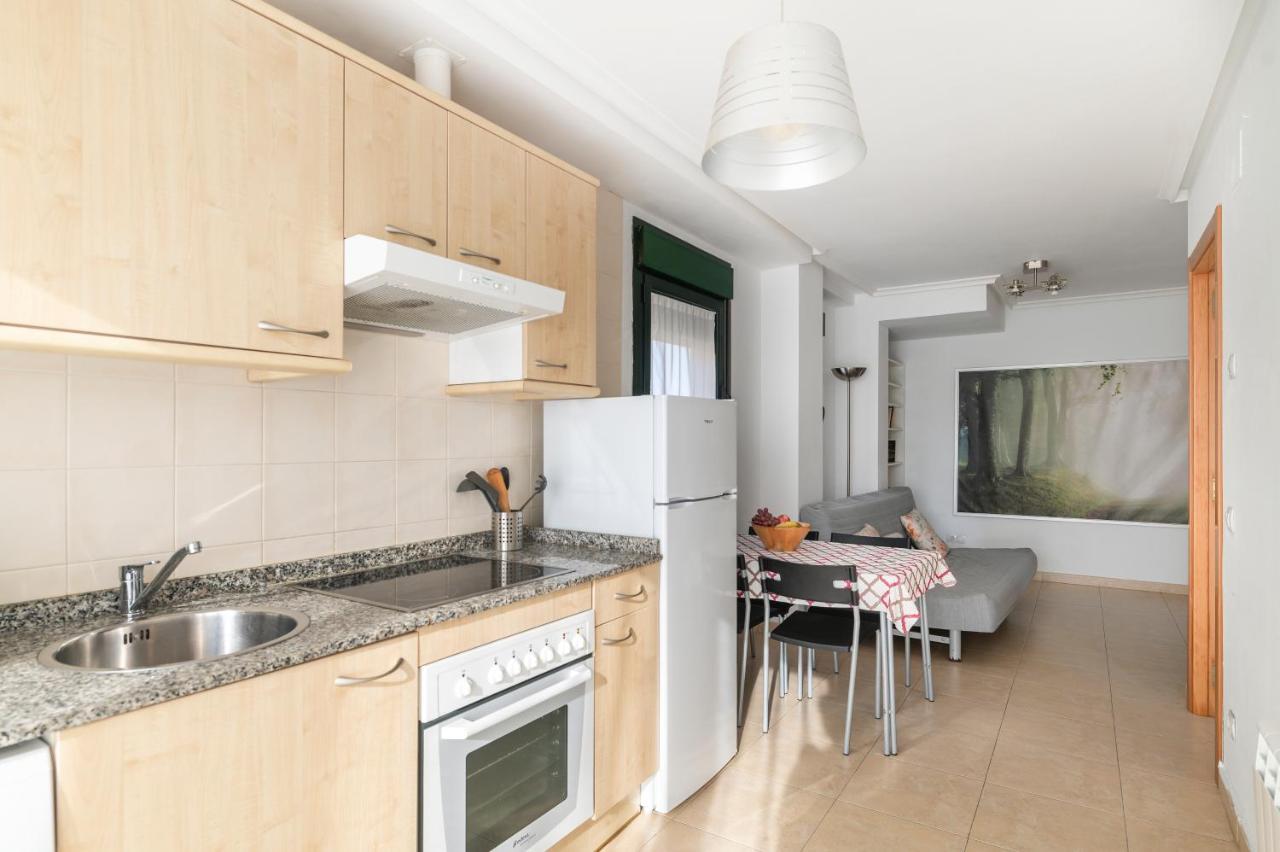 Alloru, Apartamento Con Piscina La Playa A 3 Km Vut-2714-As 利亚内斯 外观 照片
