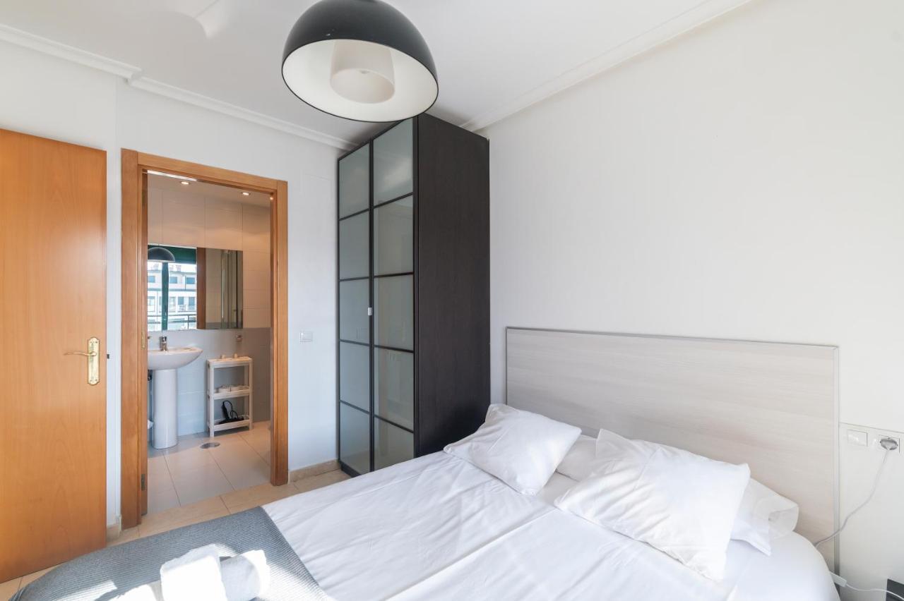 Alloru, Apartamento Con Piscina La Playa A 3 Km Vut-2714-As 利亚内斯 外观 照片