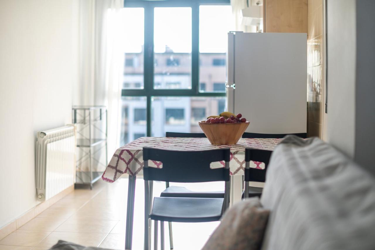 Alloru, Apartamento Con Piscina La Playa A 3 Km Vut-2714-As 利亚内斯 外观 照片