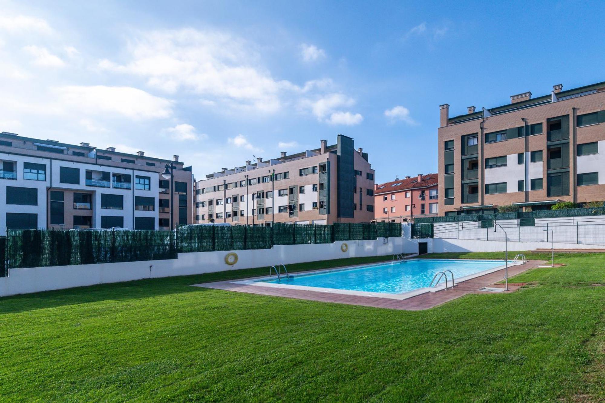 Alloru, Apartamento Con Piscina La Playa A 3 Km Vut-2714-As 利亚内斯 外观 照片