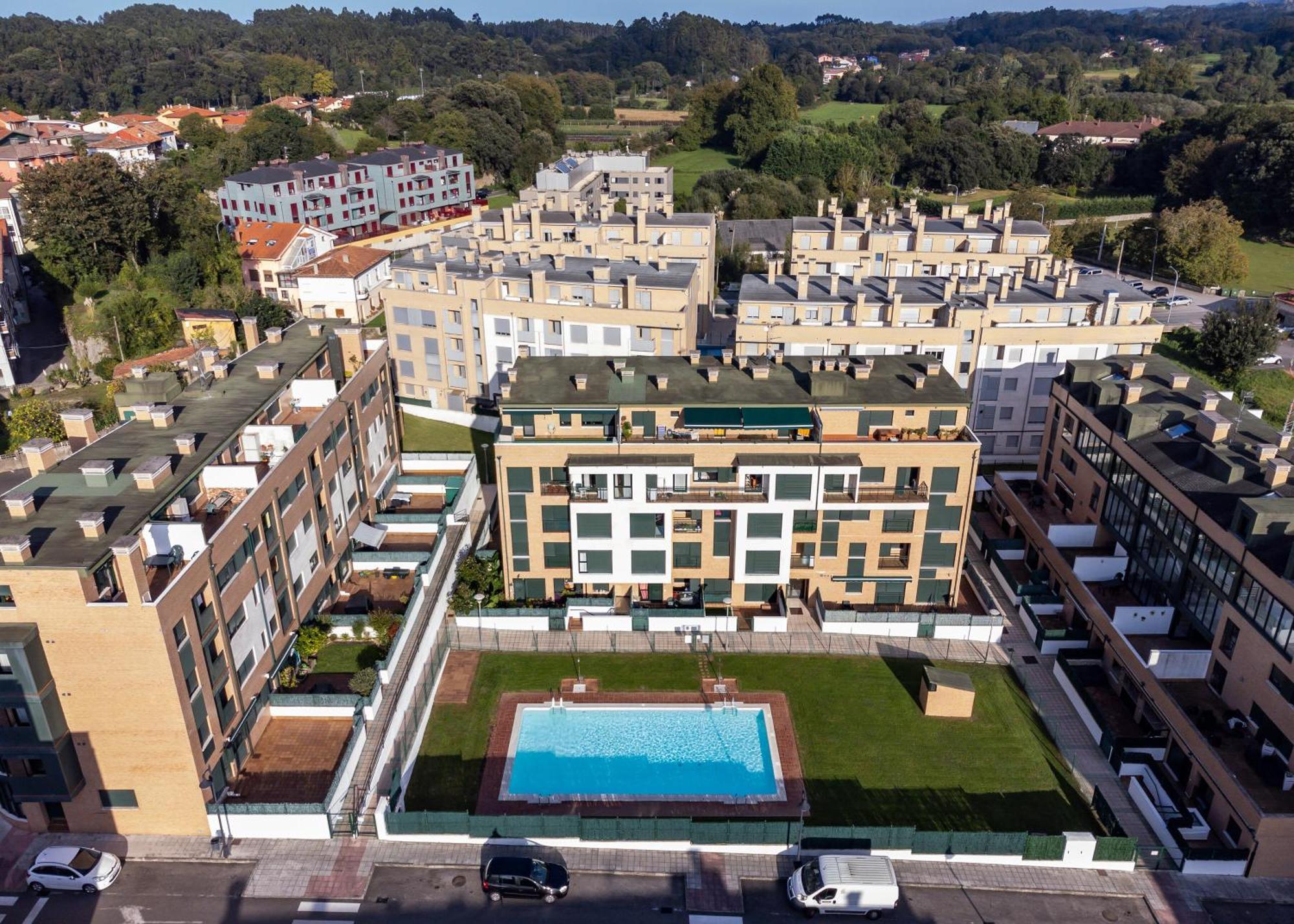 Alloru, Apartamento Con Piscina La Playa A 3 Km Vut-2714-As 利亚内斯 外观 照片